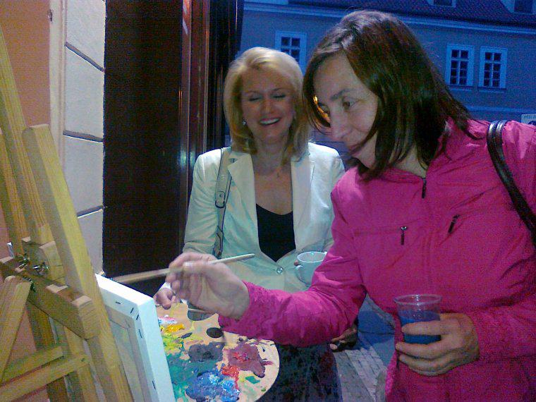 Painting of a picture for the children of Kargyak